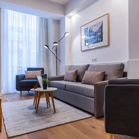 Upscale & Modern 2Bdr Apartment By Lovelystay-2